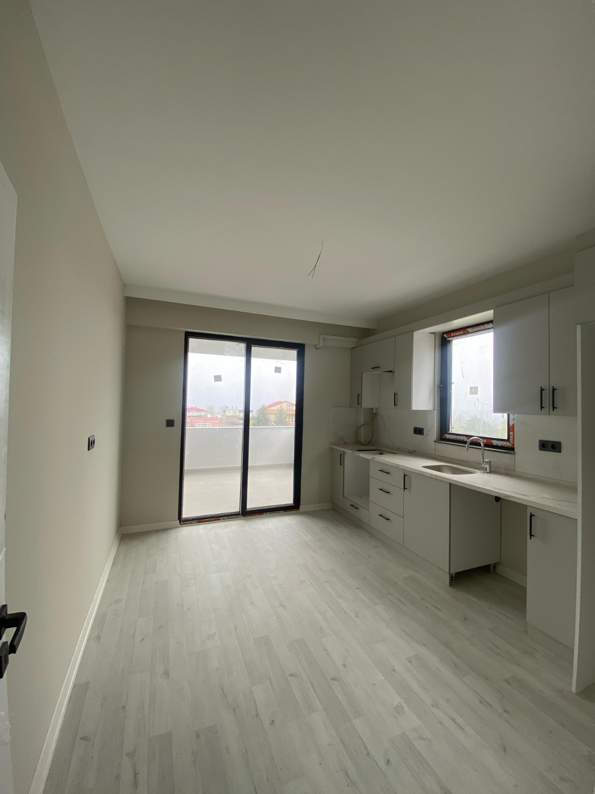 MABEL'DEN ADACIK YAKAMOZ SİTESİ'NDE DENİZ MANZ SATILIK 2+1 DAİRE